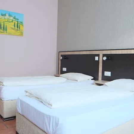 Royal City Hotel
